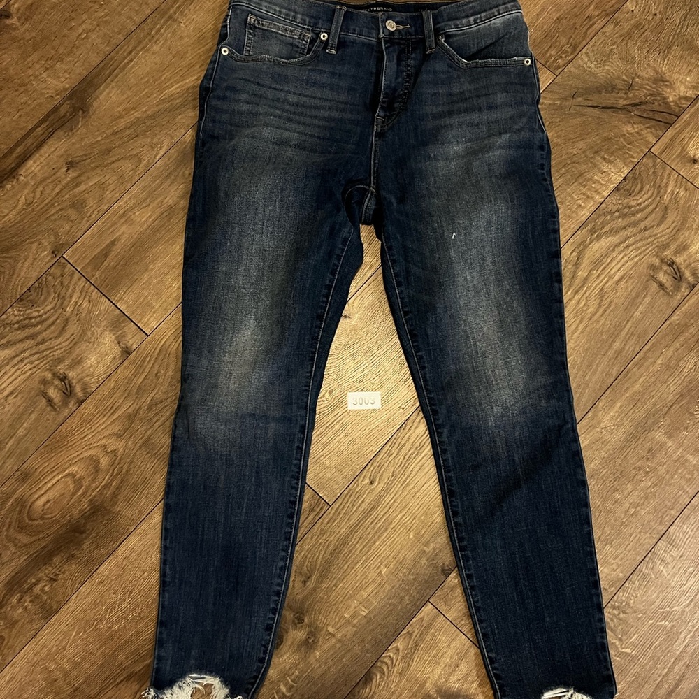 Women's Lucky Brand Ava mid rise skinny chew hem size 10